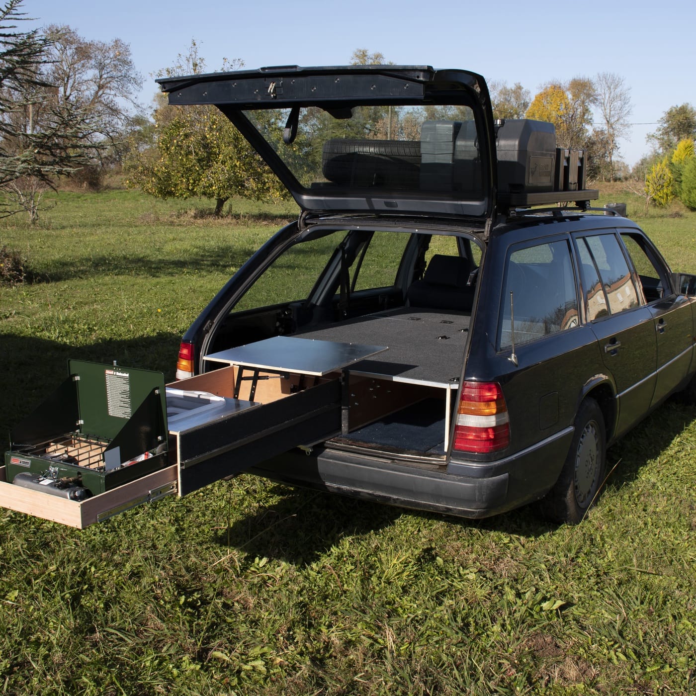 Aménagement de la Mercedes Break 4×4 de @Gregsway