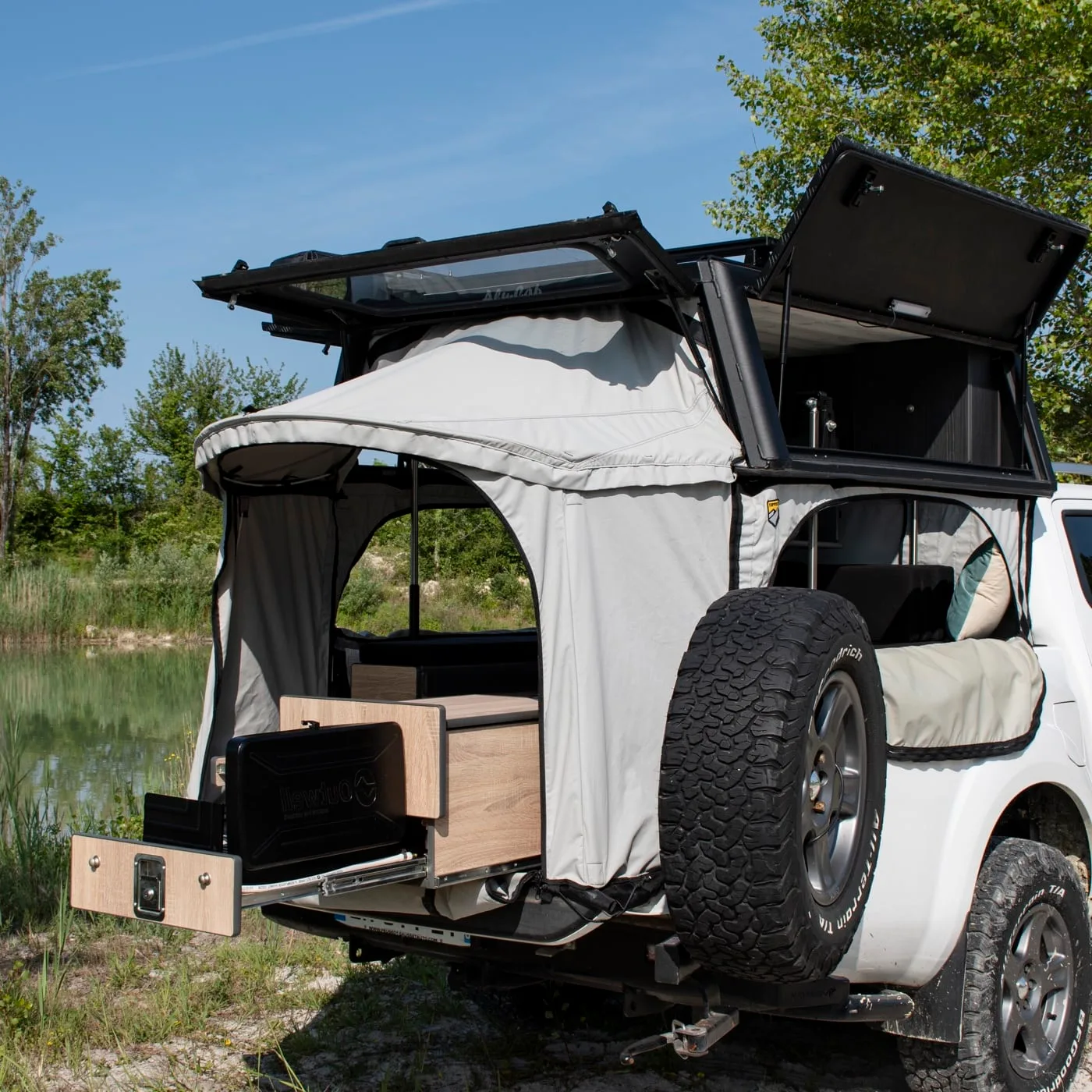 Weekender Camper Package - Kit complet vérins et tente pour 4×4 Pick-Up – Image 2