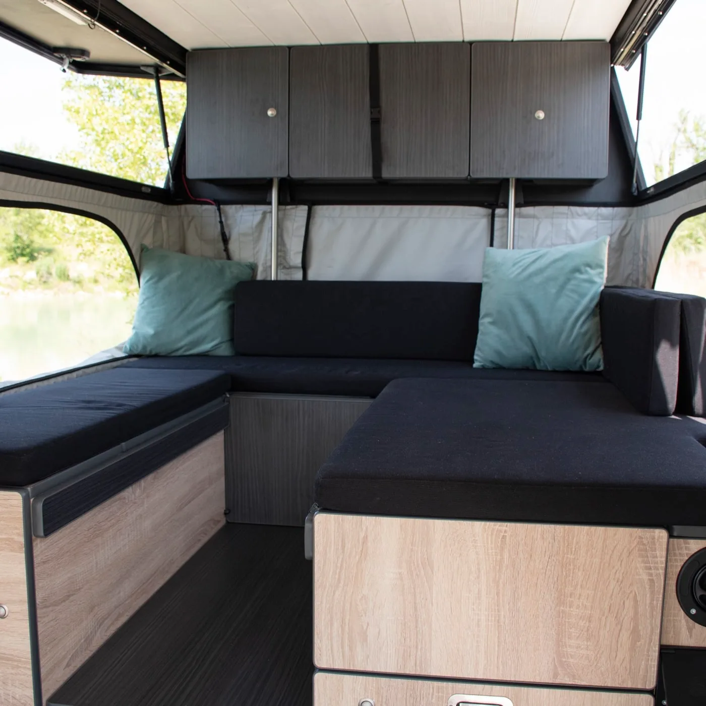 Weekender Camper Package - Kit complet vérins et tente pour 4×4 Pick-Up – Image 4