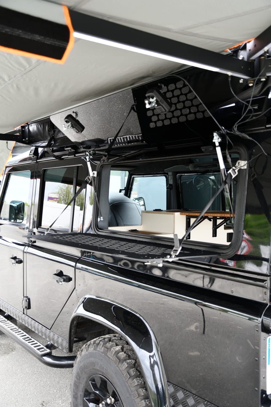 Aménagement Land Rover Defender 110(11)