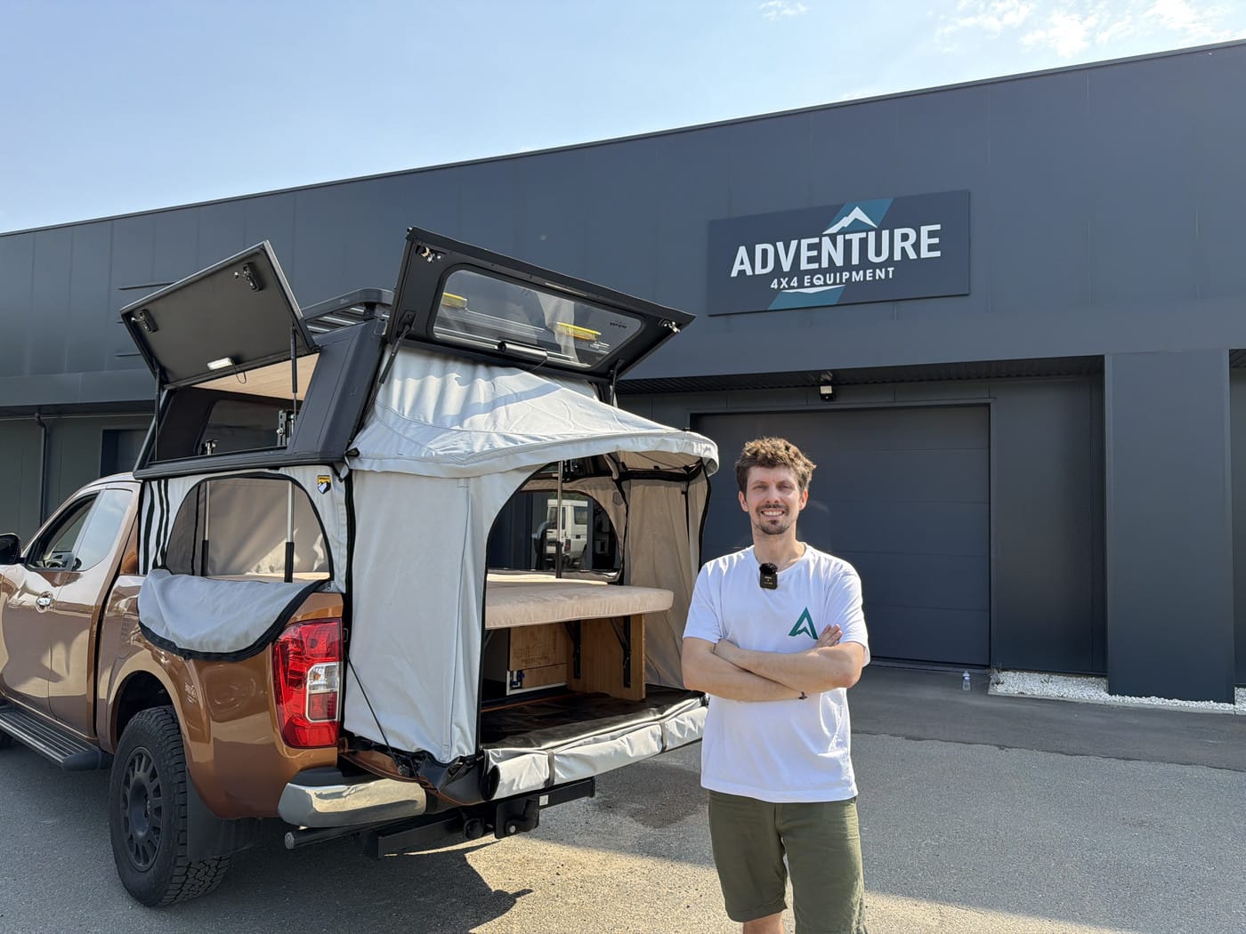 Aménagement Pack Weekender sur Pick-Up Nissan Navara NP300 D23 Extra Cabine