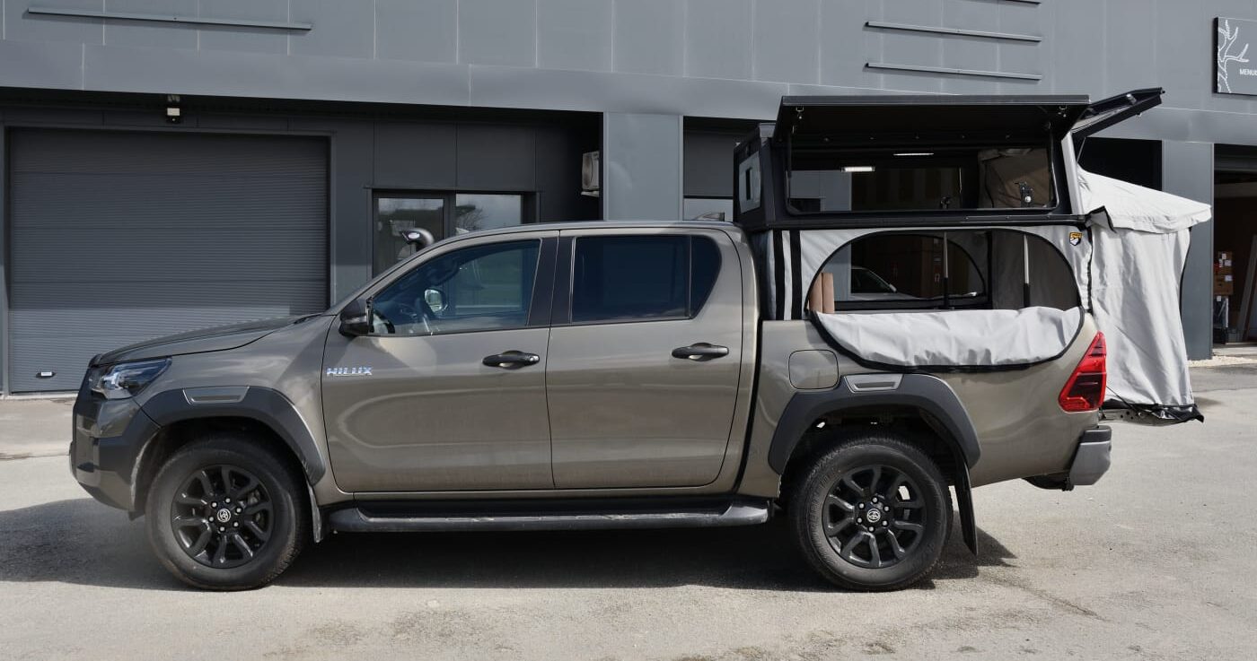 Aménagement Pack Weekender sur Pick-Up Toyota Hilux Invincible Double Cabine